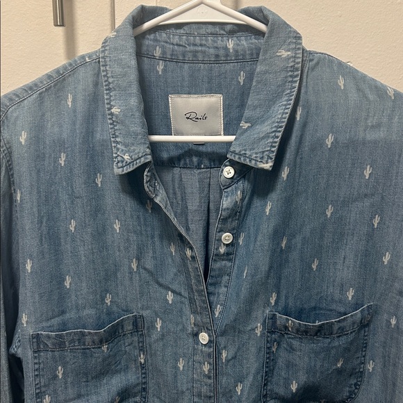 Rails Tops - Rails Light Blue Denim Shirt with Cactus Pattern PTP 22 length 30